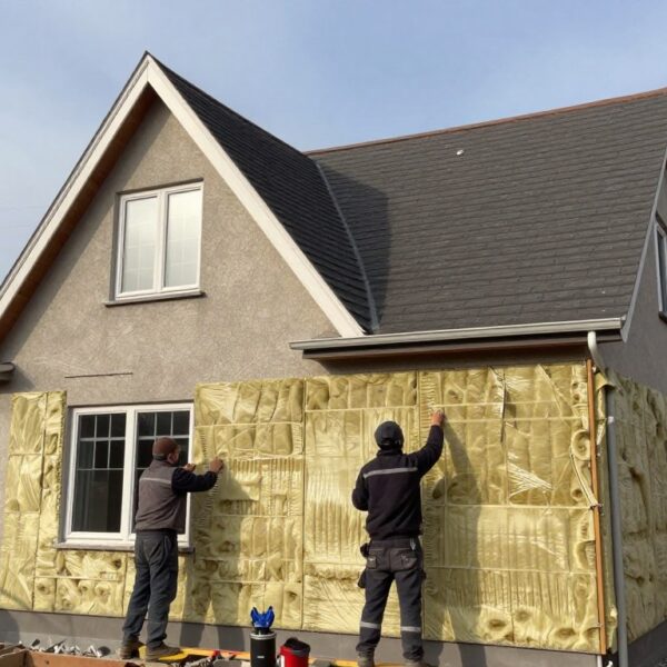 Ocieplenie domu z lat 70 – jak zaplanować termomodernizację starszego budynku